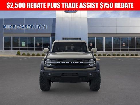 New 2025 Ford Bronco Outer Banks w/ Sasquatch Package image 6