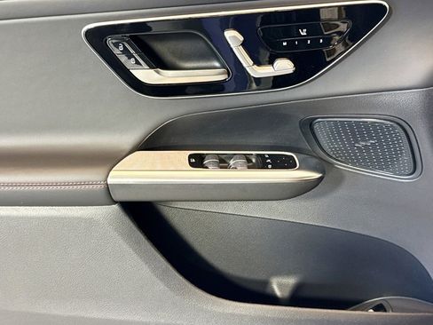 New 2026 Mercedes-Benz GLC 43 AMG 4MATIC image 16