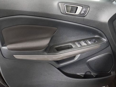 Used 2021 Ford EcoSport SE image 15