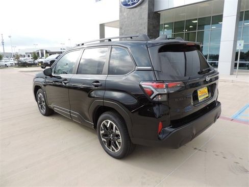 New 2025 Subaru Forester Premium w/ Convenience Package #1 image 7