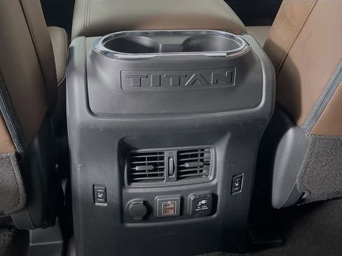 Used 2020 Nissan Titan Platinum Reserve w/ Moonroof Package AWD/4WD image 29