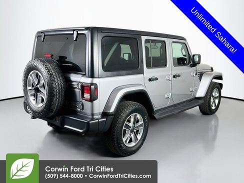 Used 2020 Jeep Wrangler Unlimited Sahara AWD/4WD image 15