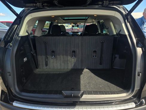 Used 2019 Subaru Ascent Premium AWD/4WD image 19