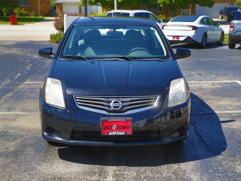 Used 2010 Nissan Sentra 2.0 FWD image 2
