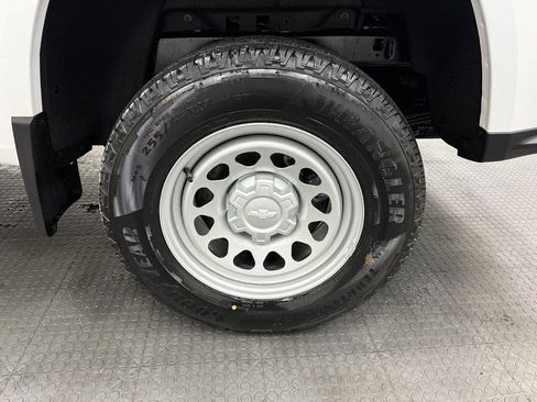 New 2026 Chevrolet Colorado W/T image 11