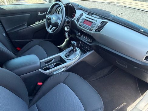Used 2015 Kia Sportage LX FWD image 29