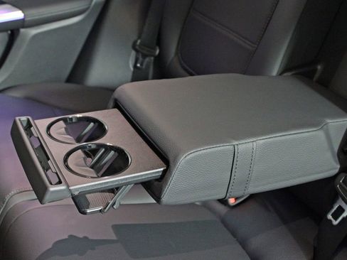 Certified 2025 Mercedes-Benz GLC 300 4MATIC image 33