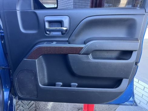 Used 2018 GMC Sierra 1500 SLE image 23