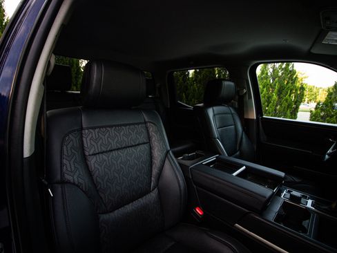 Used 2023 Toyota Tundra Limited w/ Power Package AWD/4WD image 31