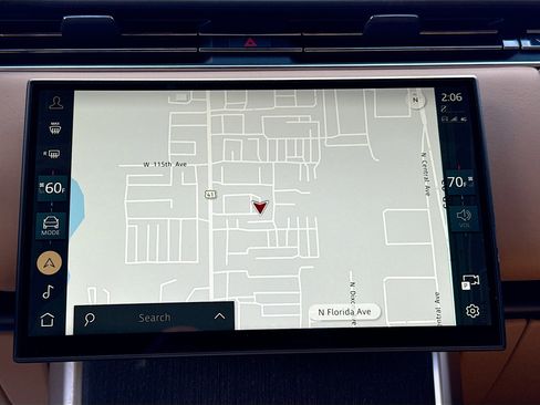 Used 2025 Land Rover Range Rover SE image 30