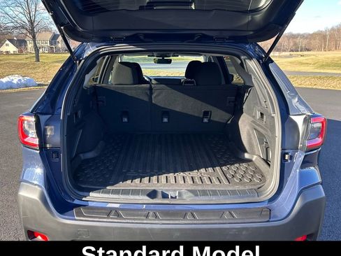 Used 2024 Subaru Outback Premium image 11