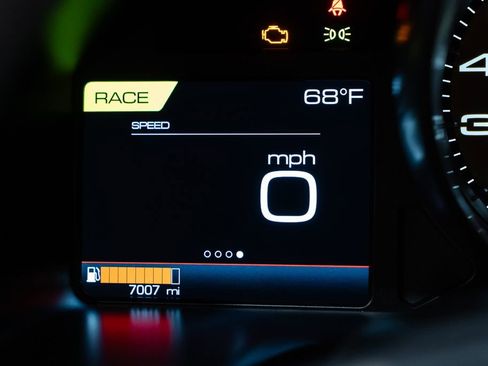Used 2020 Ferrari 812 Superfast RWD image 34