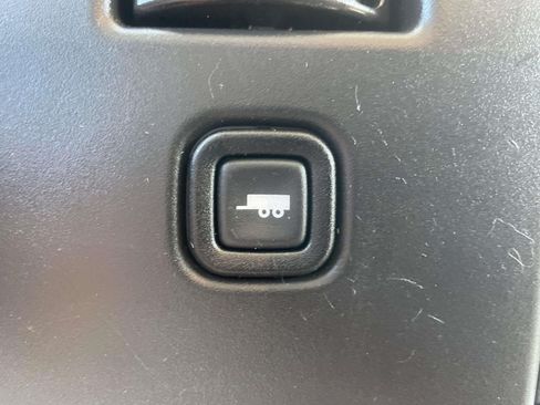 Used 2019 Chevrolet Express 2500 w/ Driver Convenience Package RWD image 21