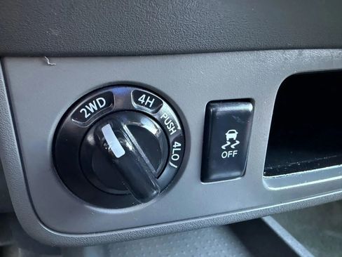 Used 2018 Nissan Frontier S AWD/4WD image 13