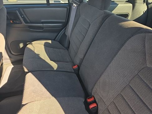 Used 1997 Jeep Grand Cherokee TSi image 14