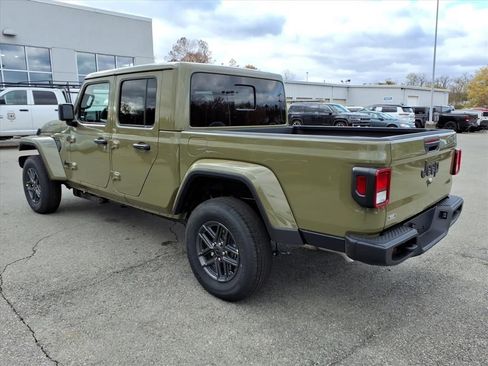 New 2026 Jeep Gladiator Sport image 6