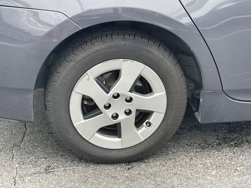 Used 2013 Toyota Prius Two FWD image 9