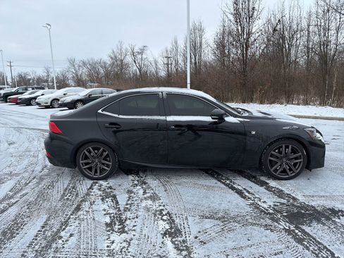 Used 2019 Lexus IS 350 AWD image 7