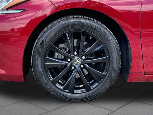 Used 2020 Lexus ES 350 w/ Premium Package FWD image 11