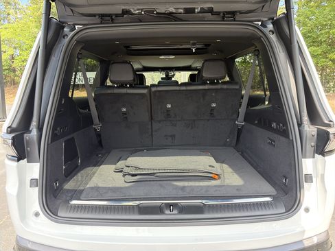 New 2026 Jeep Grand Wagoneer L Summit w/ Premium Group III AWD/4WD image 22