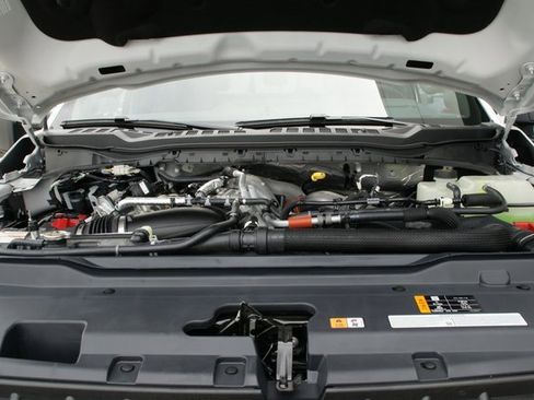 New 2025 Ford F250 King Ranch w/ Chrome Package image 18