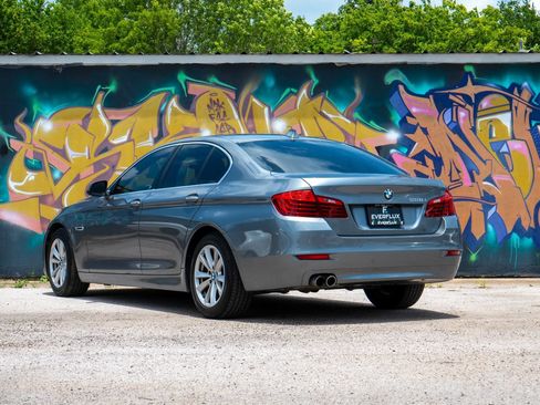 Used 2016 BMW 528i Sedan RWD image 12
