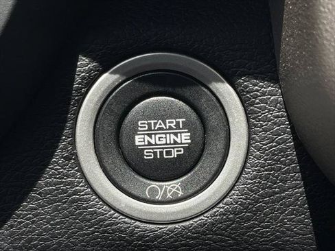 Certified 2024 RAM 2500 Laramie AWD/4WD image 29