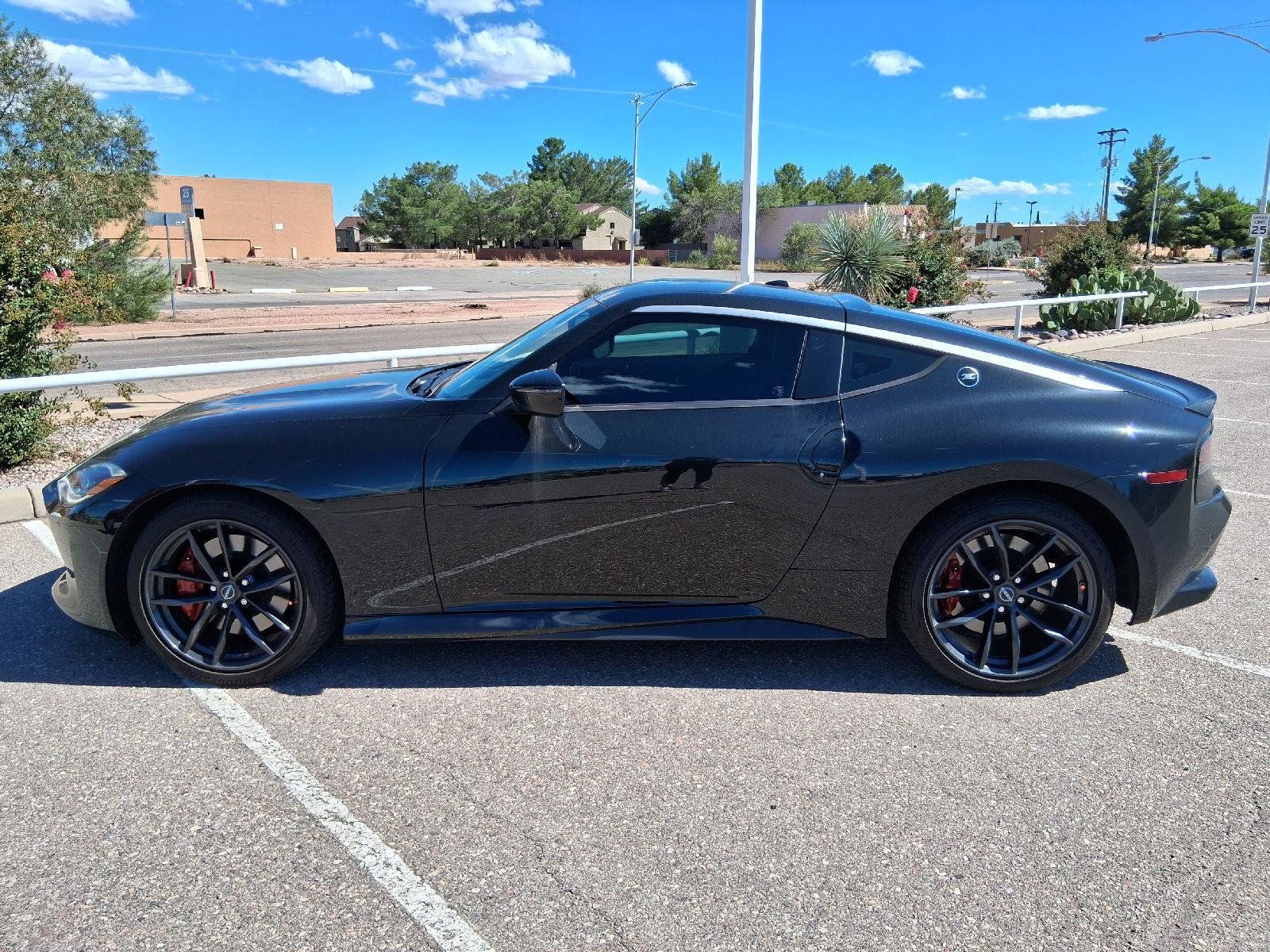Used 2024 Nissan Z Performance w/ Floor Mat Package RWD image 2