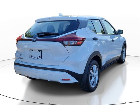 Certified 2024 Nissan Kicks S FWD image 7