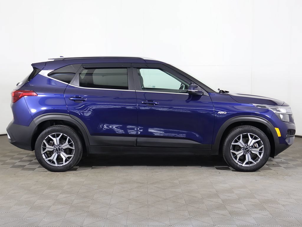 Used 2022 Kia Seltos EX AWD/4WD image 19