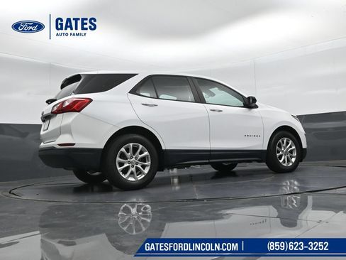 Used 2020 Chevrolet Equinox LS FWD image 36