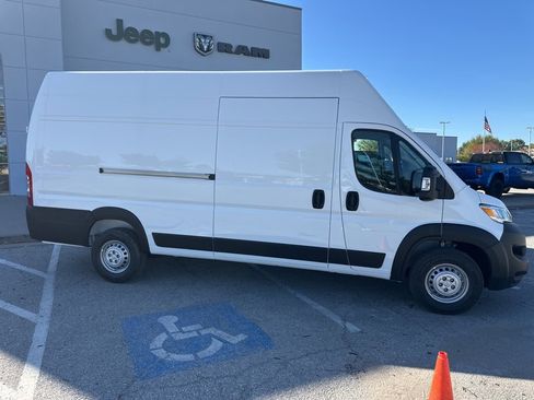 New 2026 RAM ProMaster 3500 w/ Power Group image 39