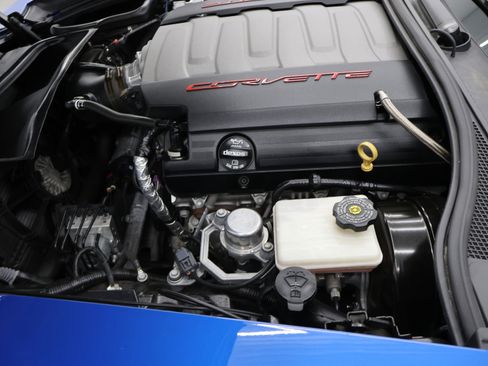 Used 2016 Chevrolet Corvette Stingray Coupe w/ 3LT Preferred Equipment Group image 15