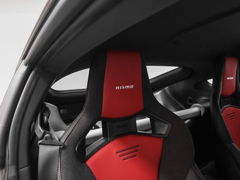 Used 2026 Nissan Z NISMO RWD image 21