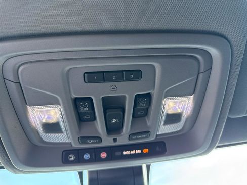 Used 2022 GMC Sierra 2500 Denali w/ Denali Ultimate Package image 35