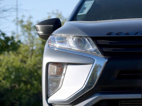 Used 2020 Mitsubishi Eclipse Cross LE image 18