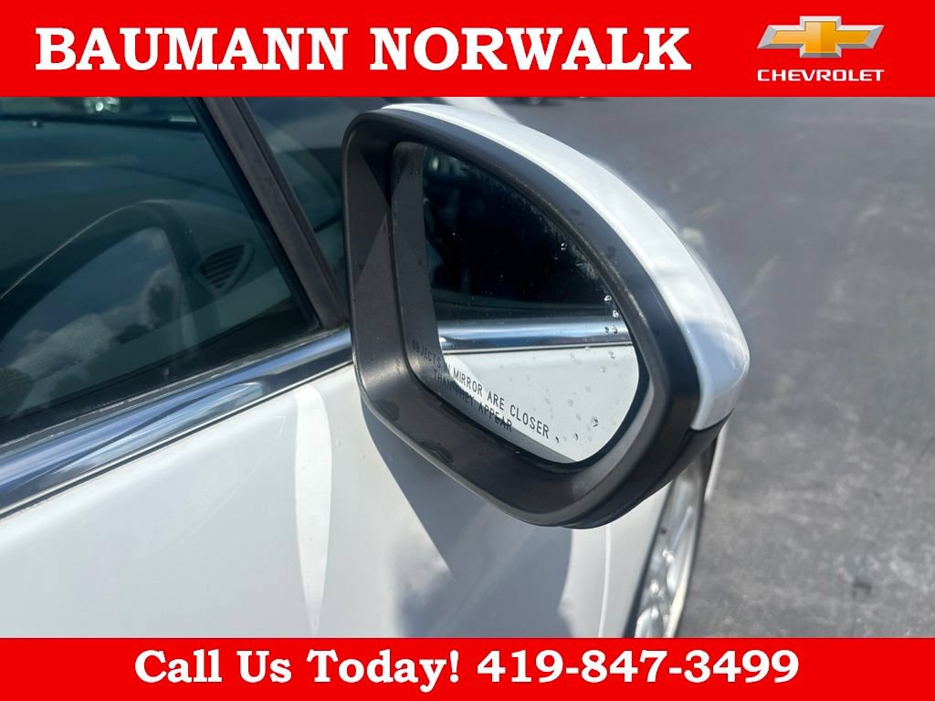 Used 2017 Chevrolet Cruze LT FWD image 13