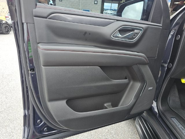 Used 2024 Chevrolet Tahoe RST w/ Luxury Package AWD/4WD image 12