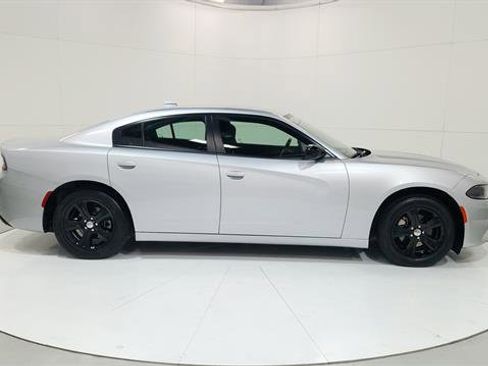 Used 2023 Dodge Charger SXT image 9
