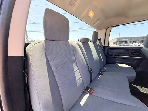 Used 2016 RAM 1500 Express AWD/4WD image 28