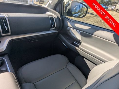 New 2026 Ford Expedition Max Active AWD/4WD image 17