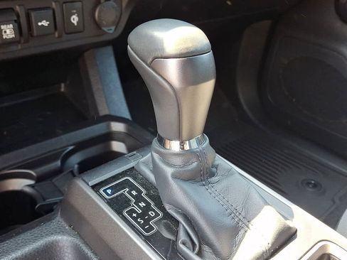 Certified 2023 Toyota Tacoma TRD Sport AWD/4WD image 16