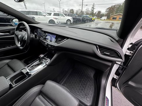 Used 2020 Buick Regal GS image 31