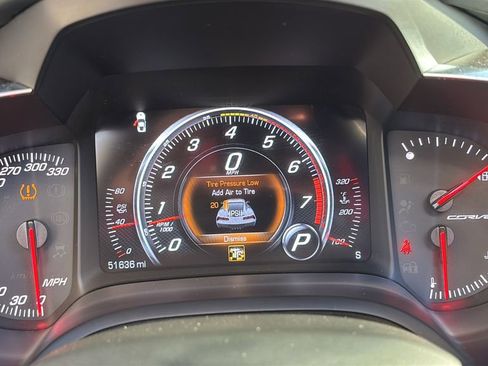Used 2018 Chevrolet Corvette Stingray Coupe w/ 1LT RWD image 12