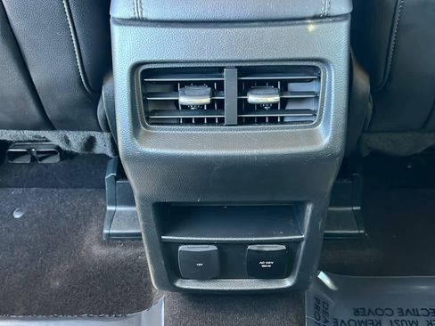 Used 2020 Ford Edge SEL w/ Convenience Package image 25