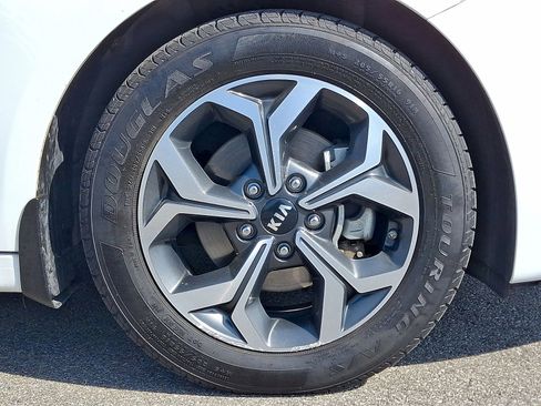 Used 2019 Kia Forte LXS FWD image 26