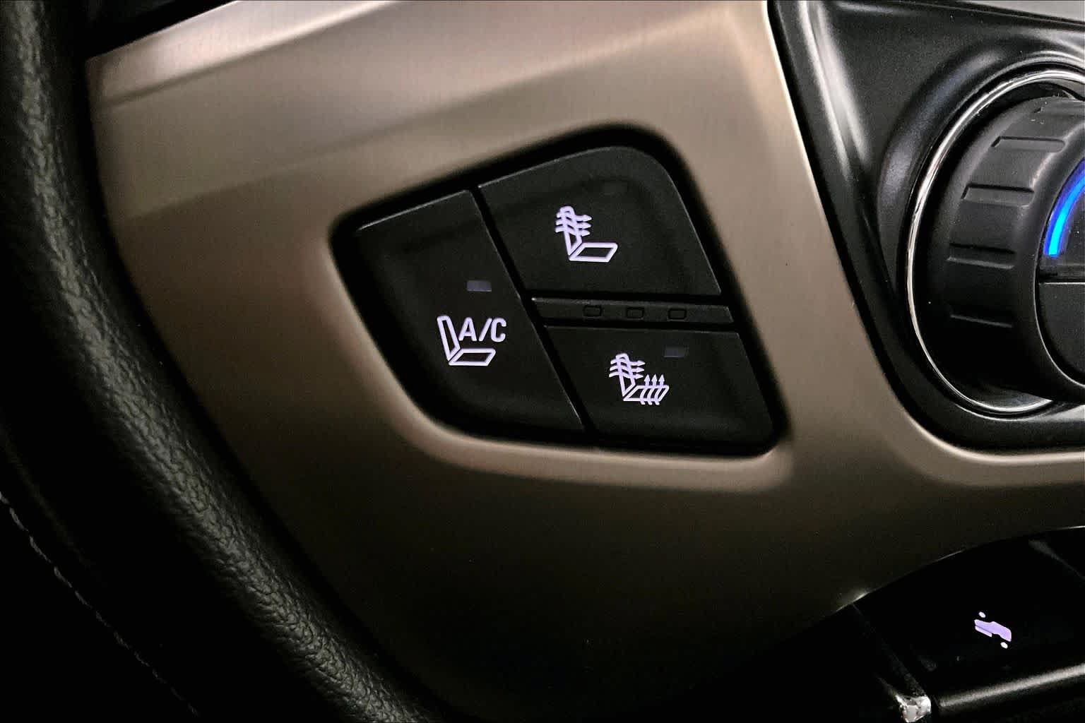 Used 2014 GMC Sierra 1500 Denali RWD image 31