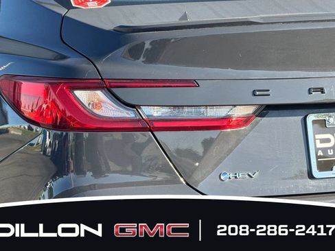 Used 2025 Toyota Camry SE FWD image 23