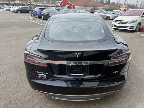 Used 2013 Tesla Model S Performance image 9