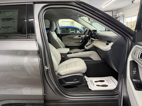 New 2026 Ford Explorer Active AWD/4WD image 29